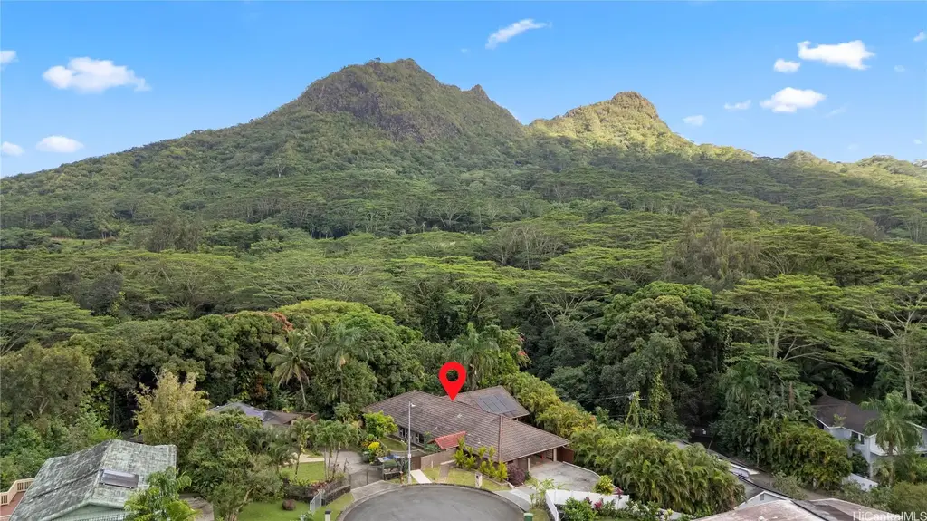 1202 Lola Way, Kailua