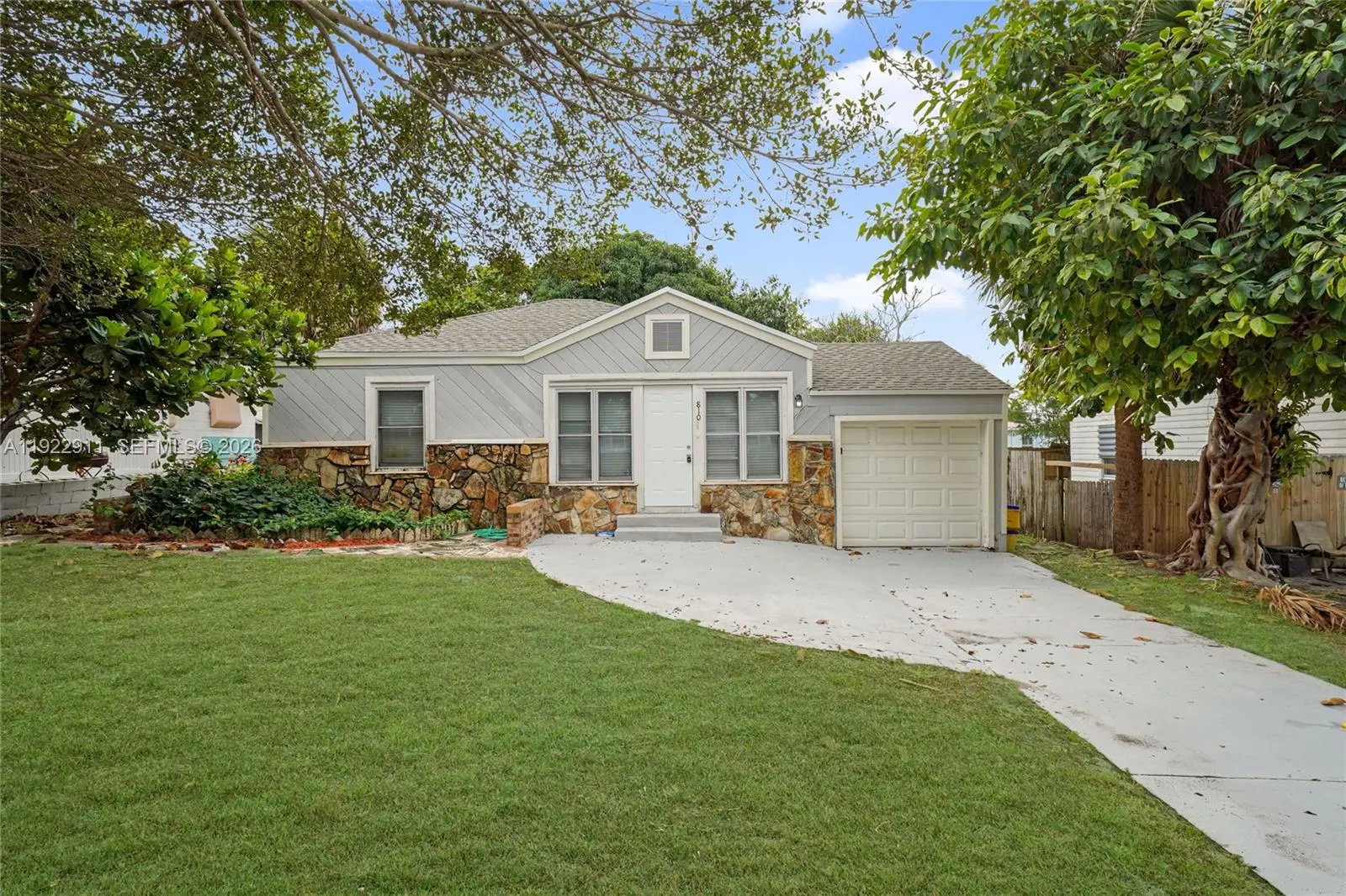 Photo of Listing #A11922911