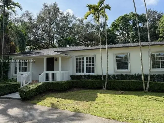 Photo of Listing #A11925725