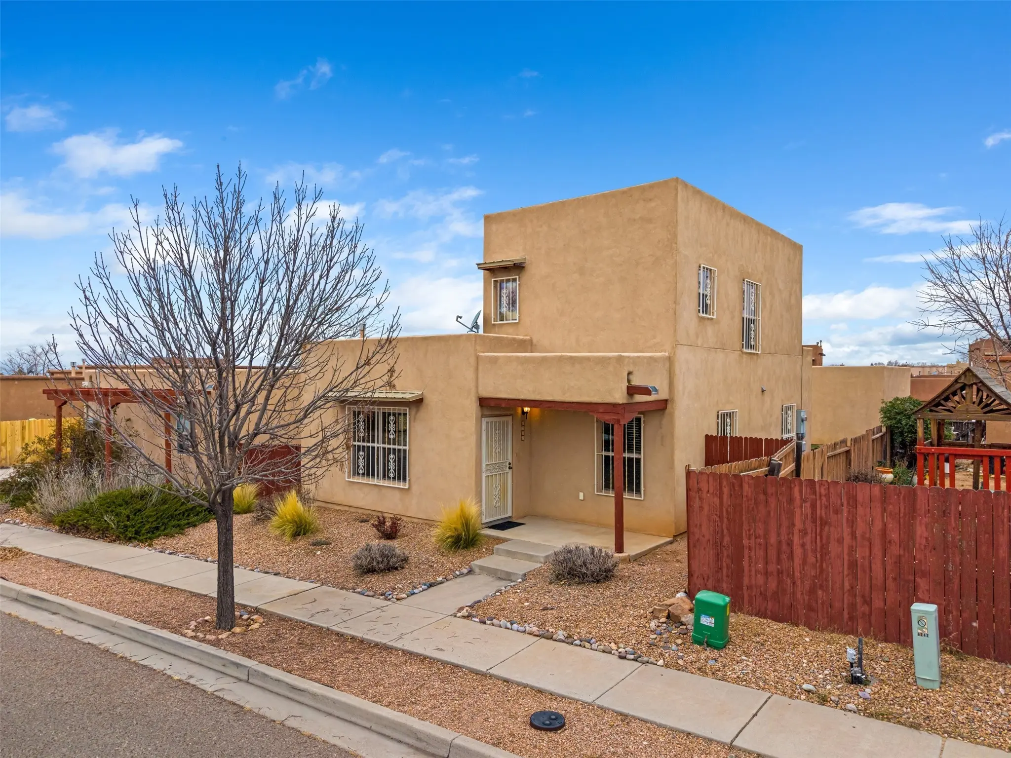 6751 Camino Carlita, Santa Fe