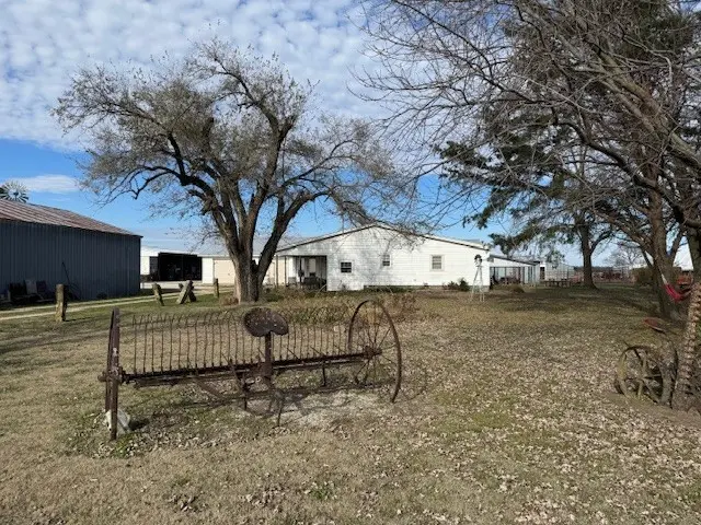 22844 Floyd Moore Road, Gentry