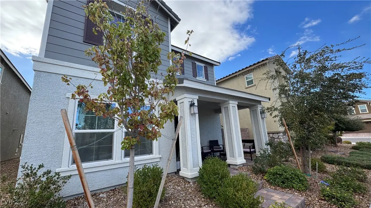 Photo of Listing #2739457