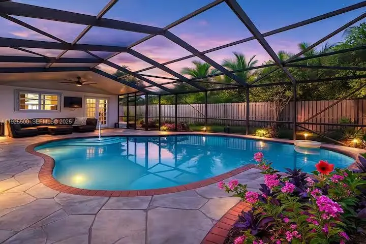 Photo of Listing #A11925500