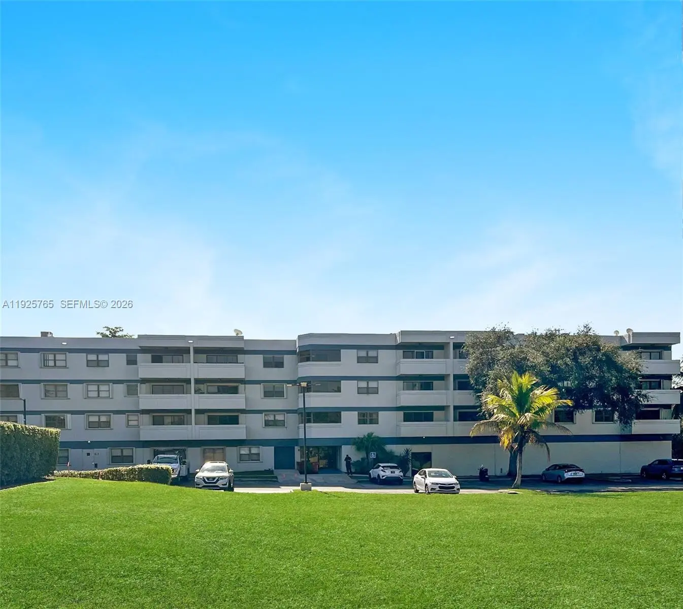 Photo of Listing #A11925765