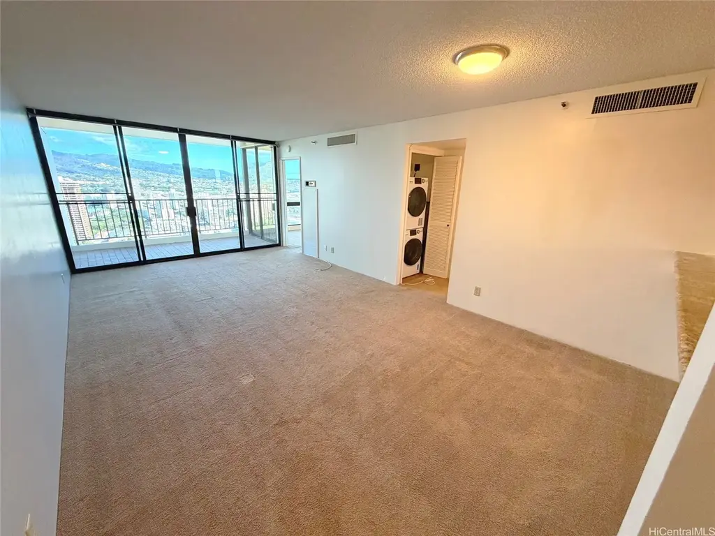 990 Ala Nanala Street # 34a, Honolulu