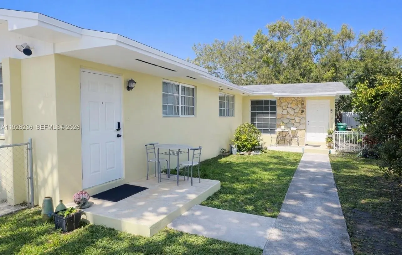 Photo of Listing #A11926236