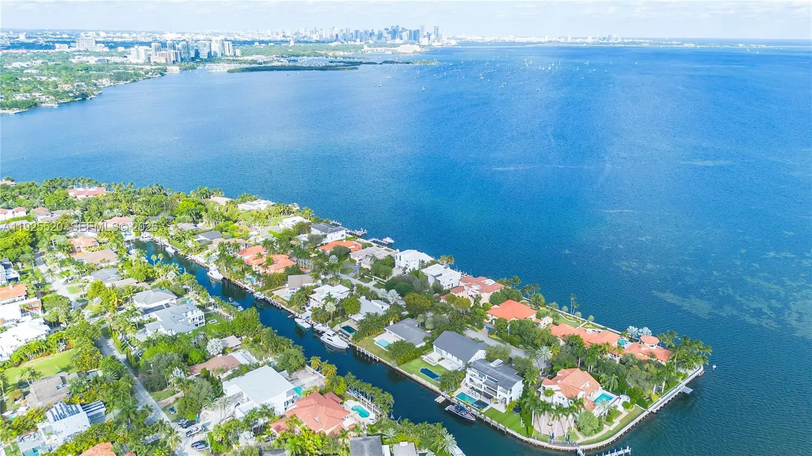 4 of 17 - 6960 Sunrise Dr, Coral Gables, FL