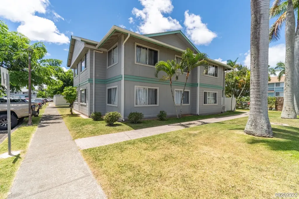 95-1139 Makaikai Street # 56, Mililani