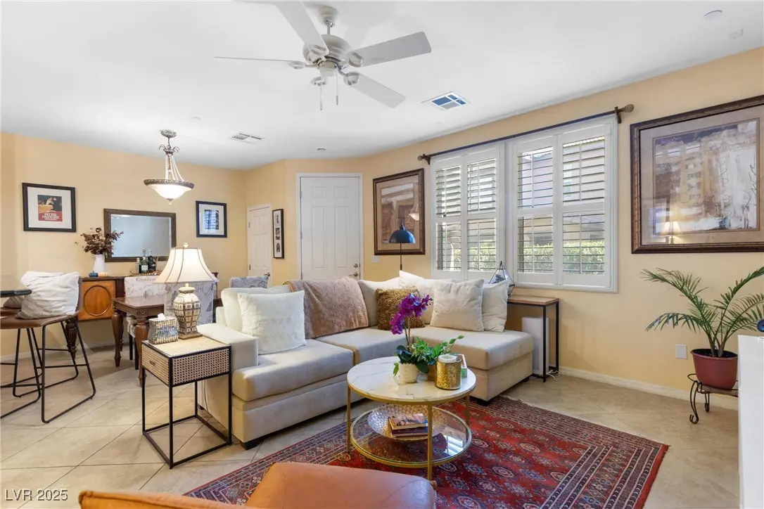 Photo of Listing #2739231