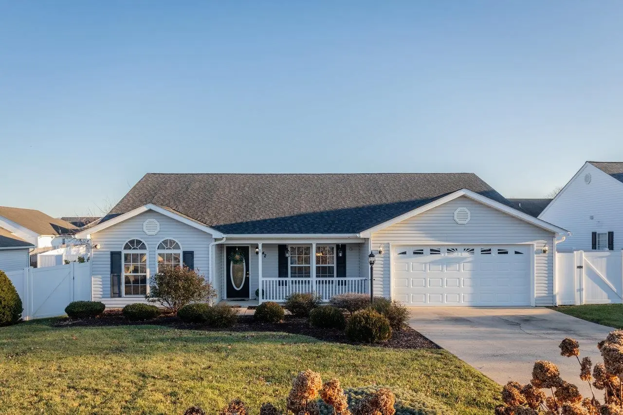 42 Clayton Ct, Weyers Cave