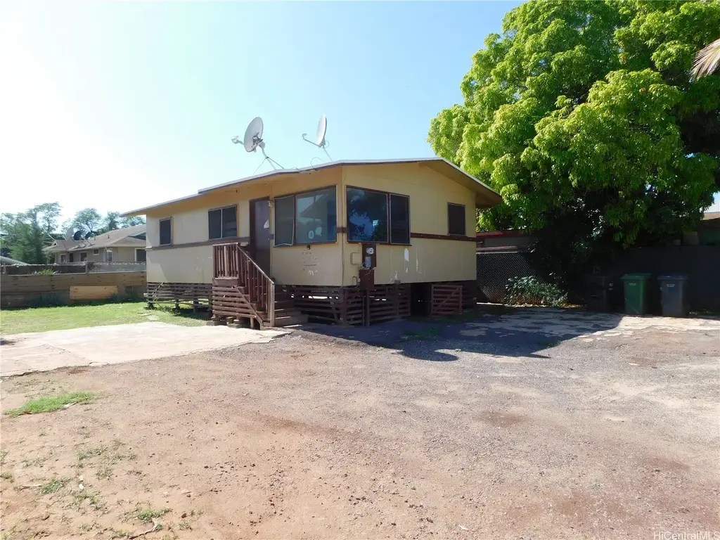 87-151 Kulaaupuni Street, Waianae