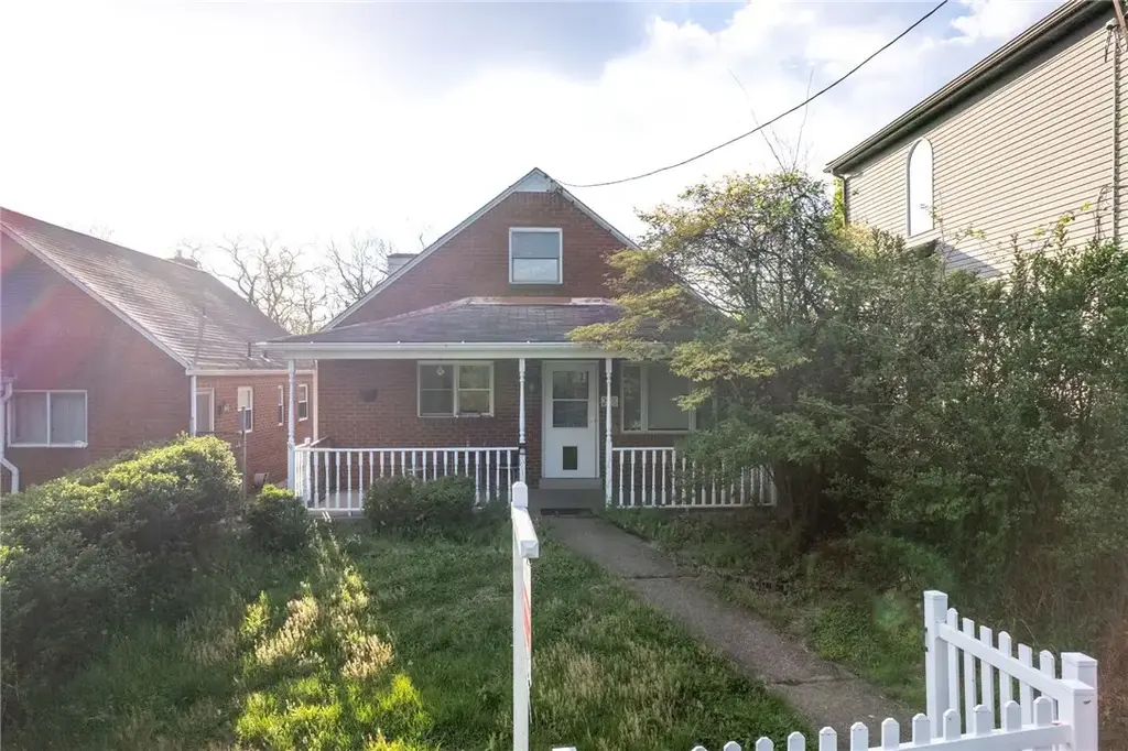 510 Augusta Street , Mt Washington