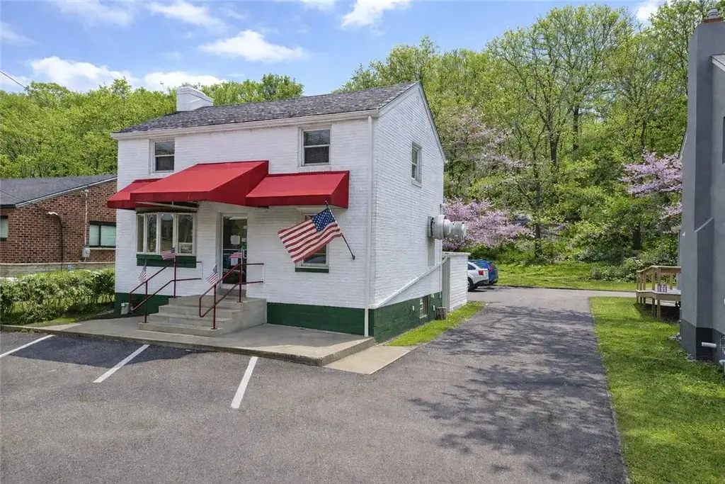 3286 Babcock Boulevard , Ross