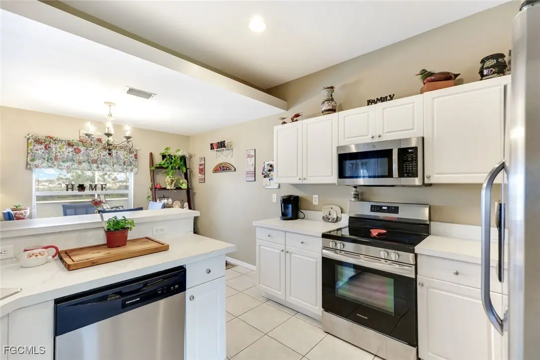 2427 Nw 25Th Street, Cape Coral, FL, 33993