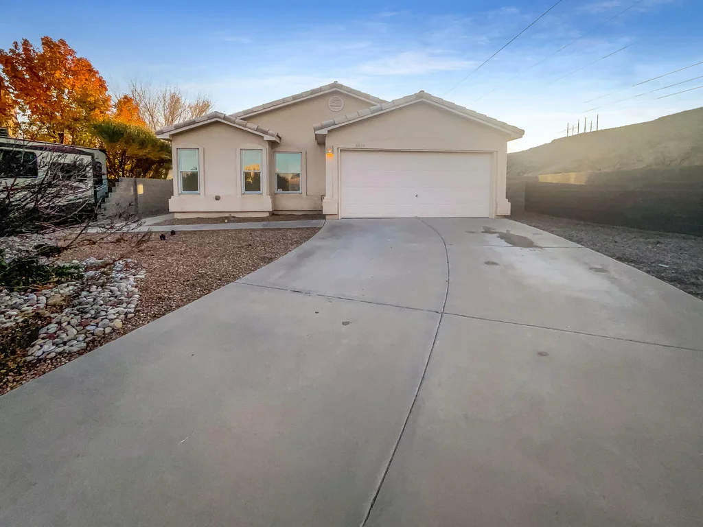 6920 Boca Negra Place Nw, Albuquerque
