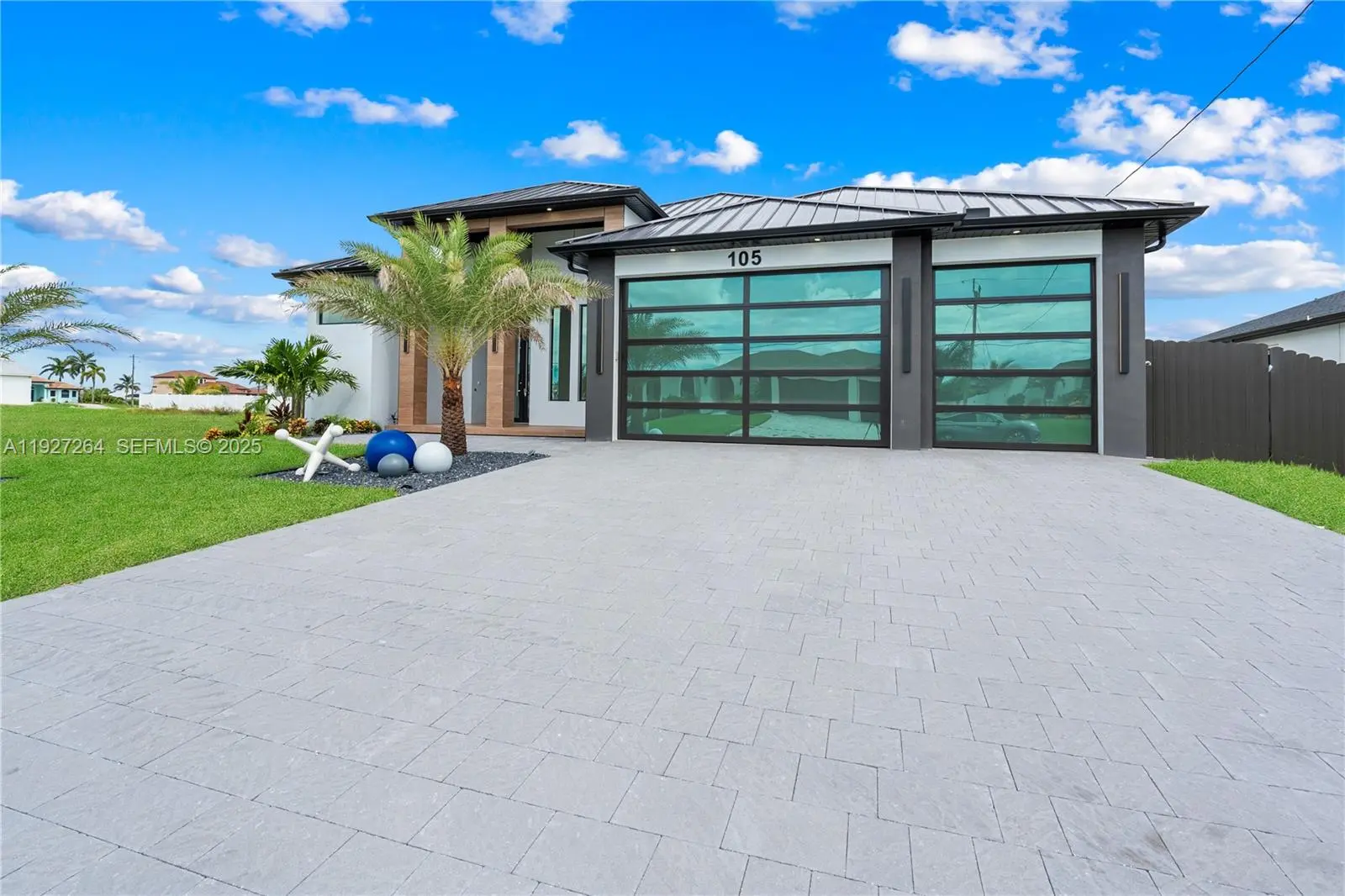 Photo of Listing #A11927264