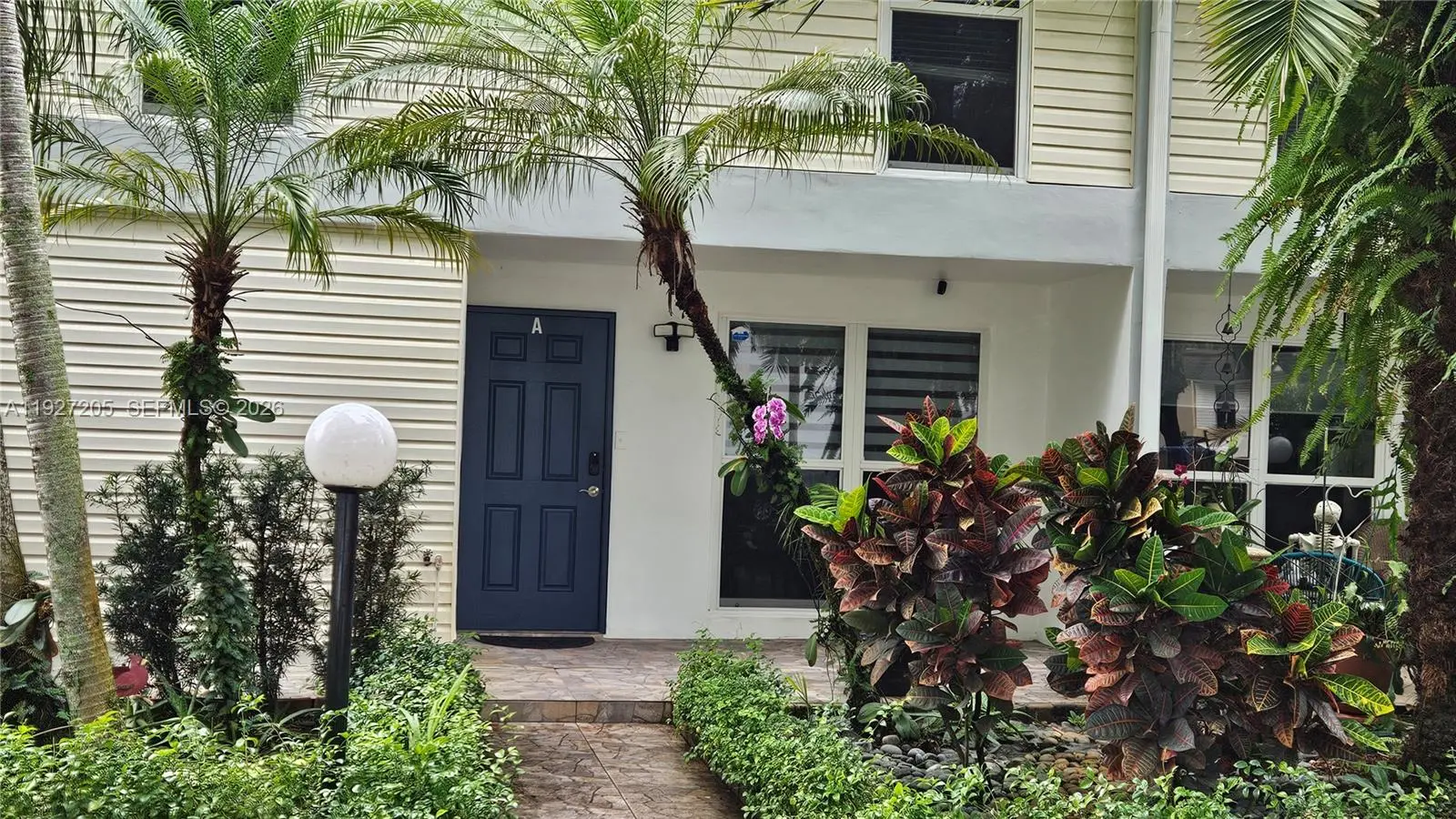 Photo of Listing #A11927205