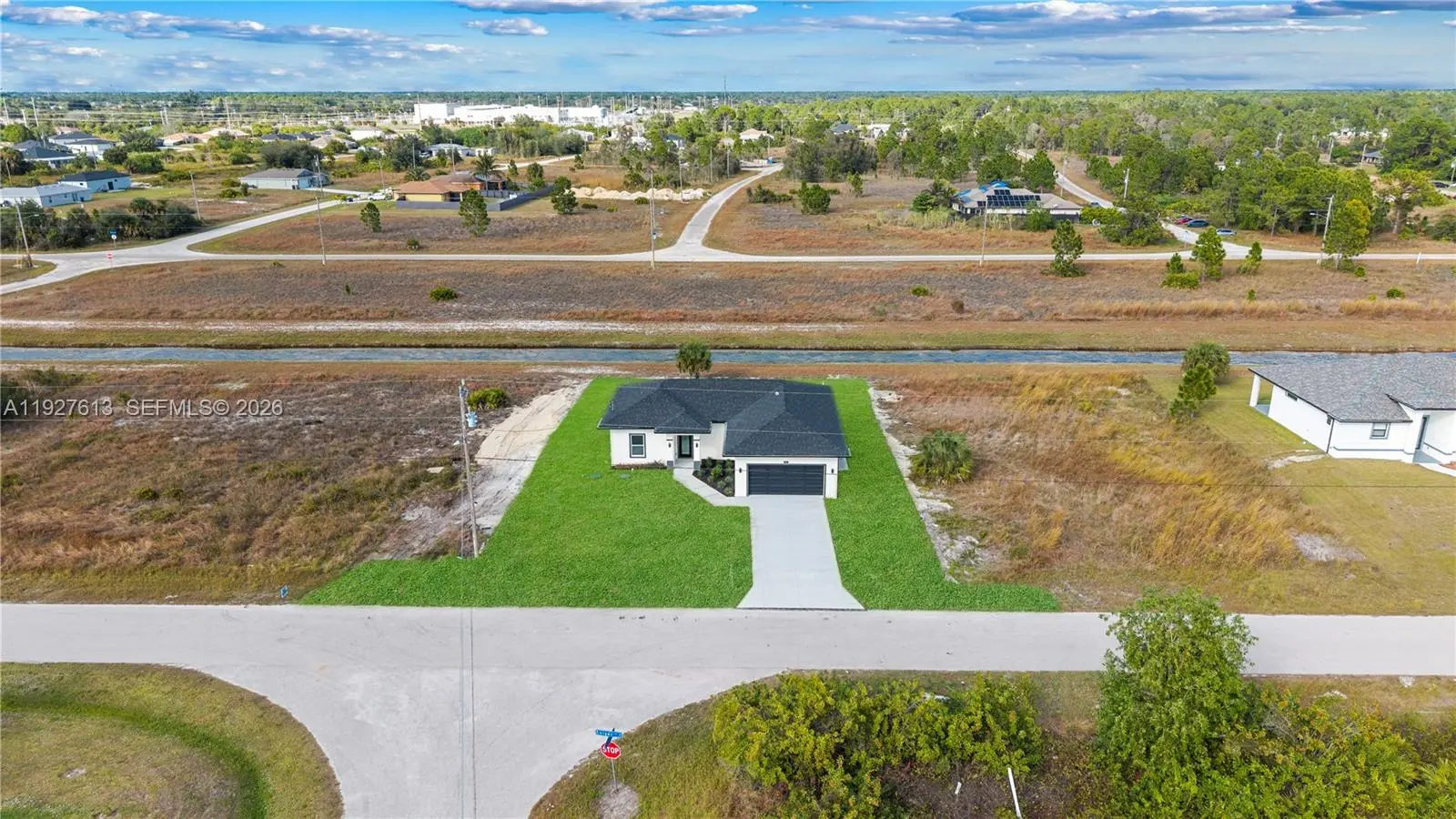 Photo of Listing #A11927613