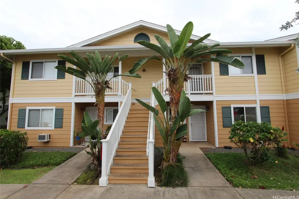 94-510 Lumiaina Street # M202, Waipahu