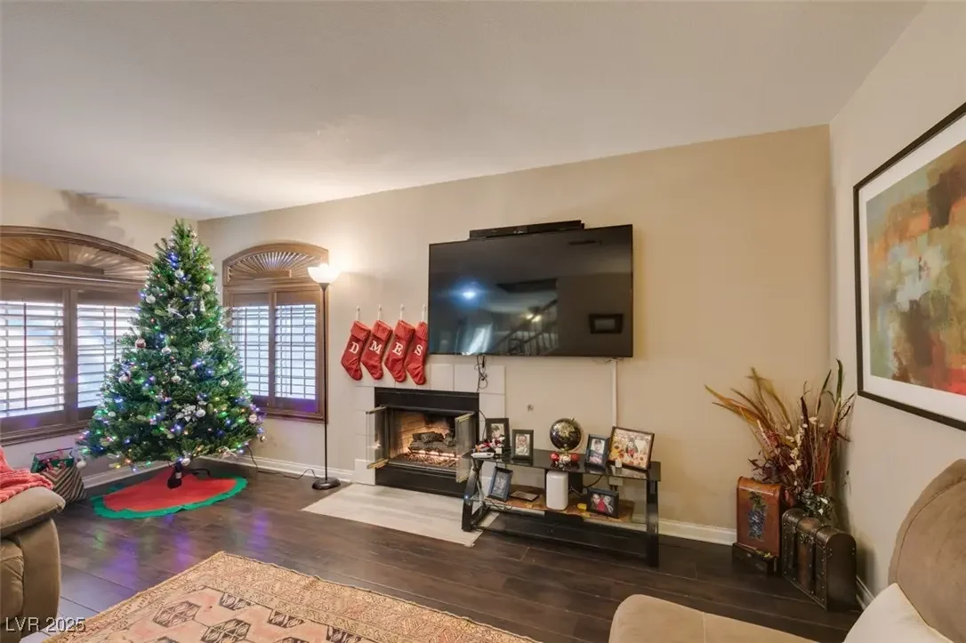 Photo of Listing #2740241