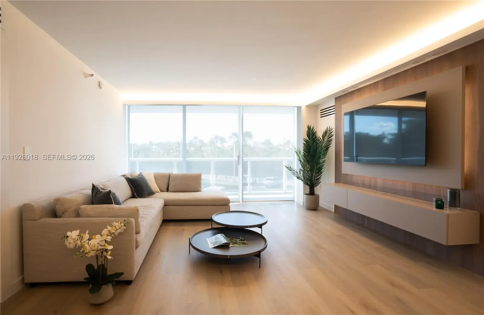 Photo of Listing #A11928018