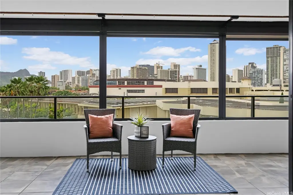 581 Kamoku Street # 504, Honolulu