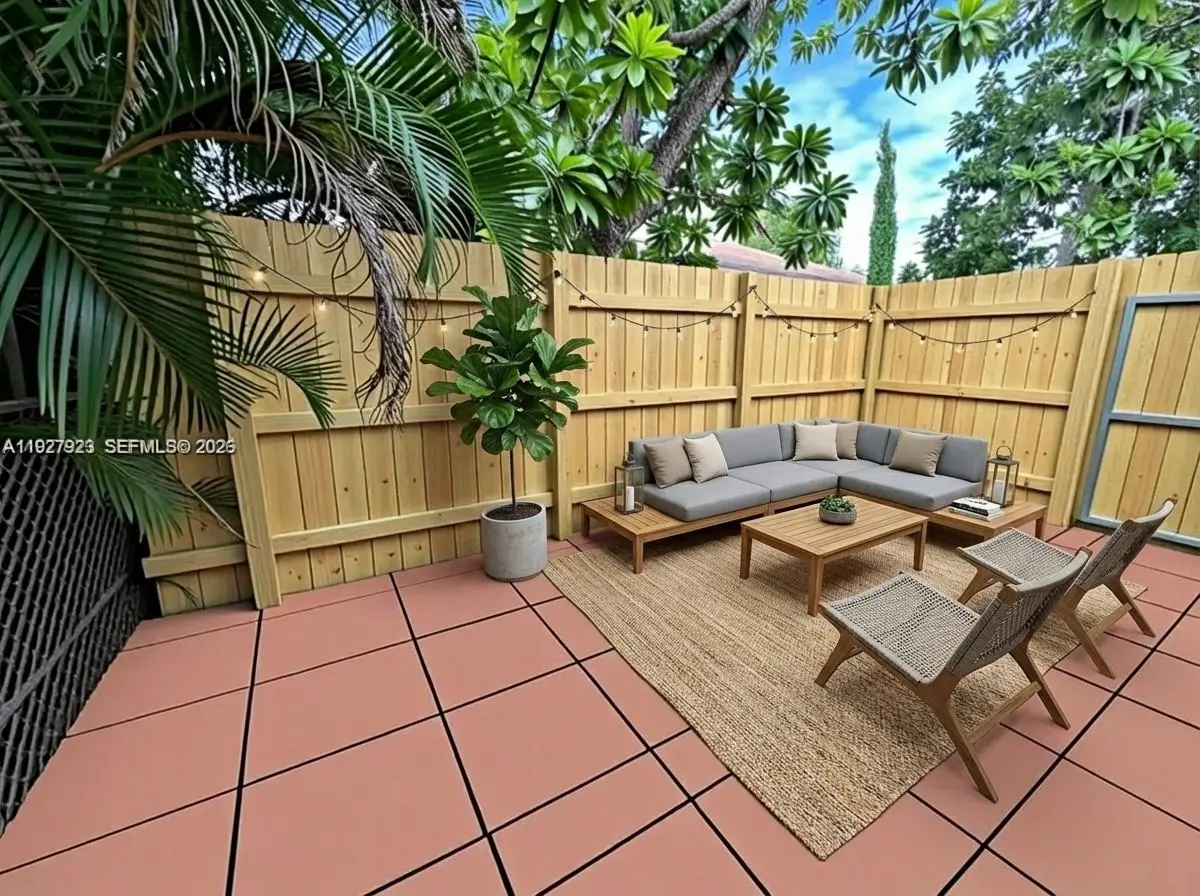 Photo of Listing #A11927923