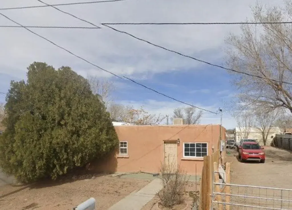 207 Garcia Road Ne, Albuquerque