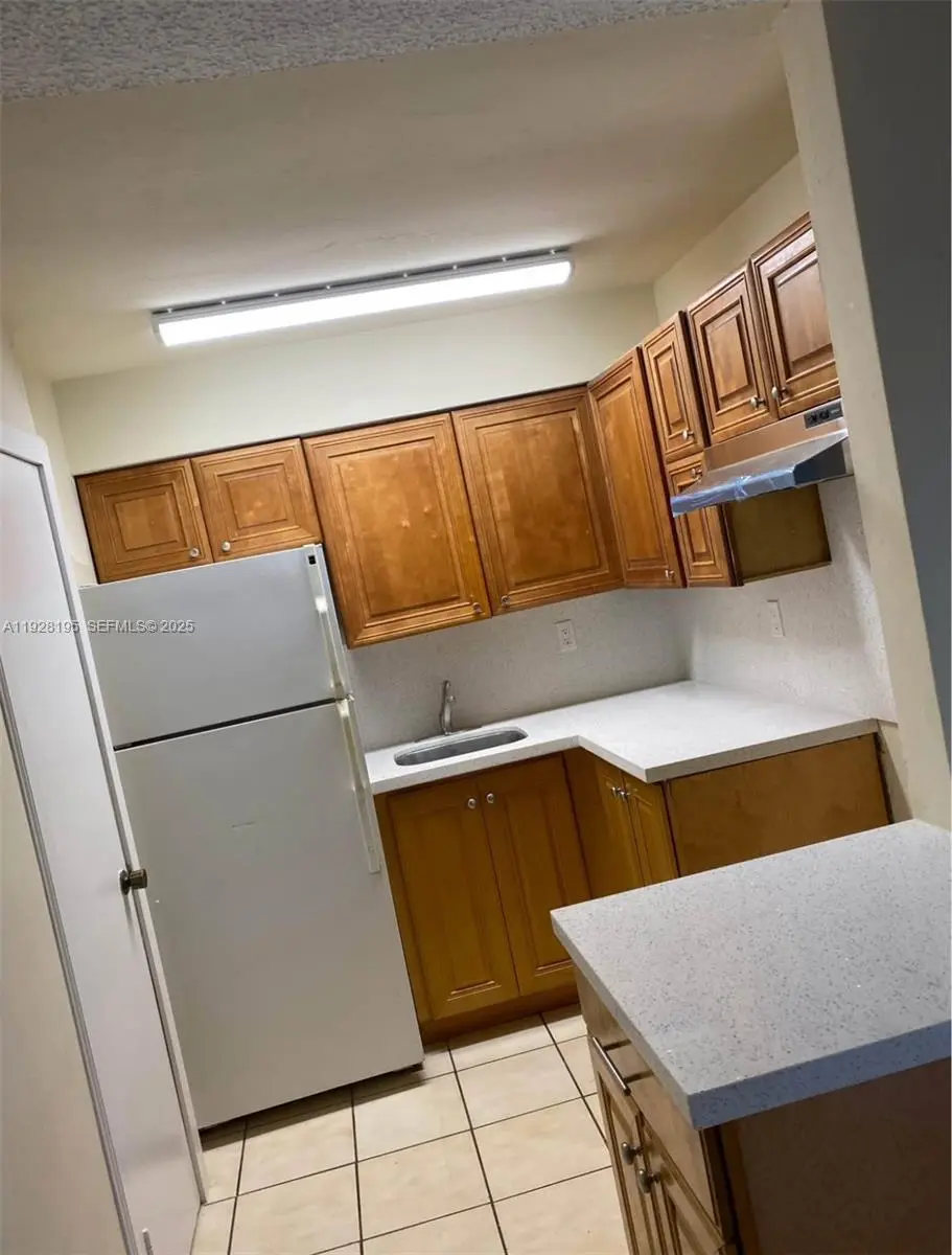 Photo of Listing #A11928195