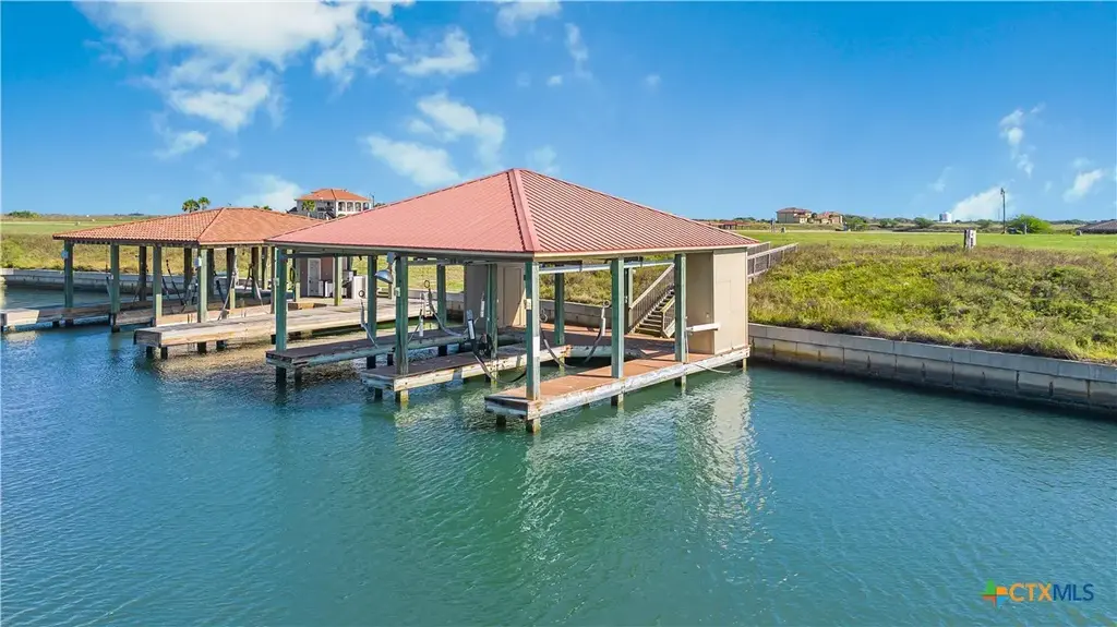 92 Chardonnay Way, Port O'Connor