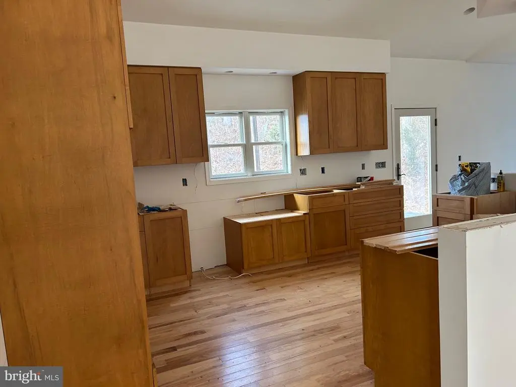 342 Poes S, Amissville