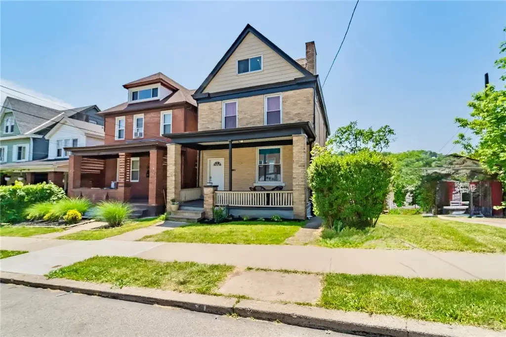 102 Secane Avenue , Mt Washington