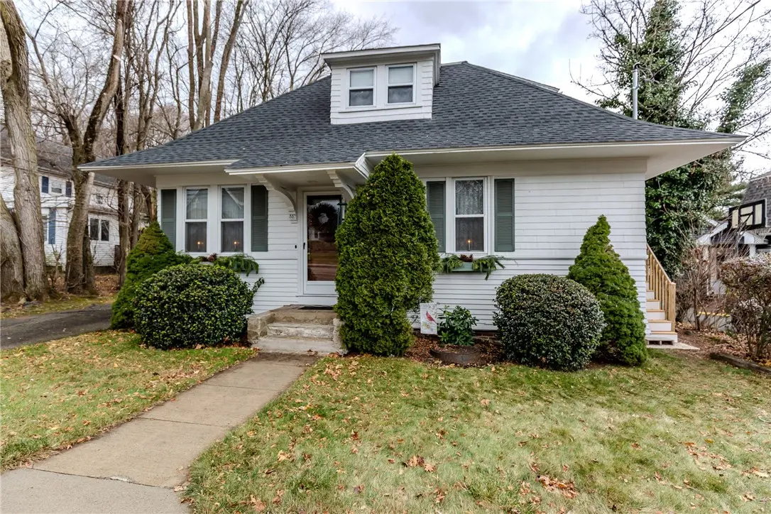 357 Warwick Neck Ave, Warwick