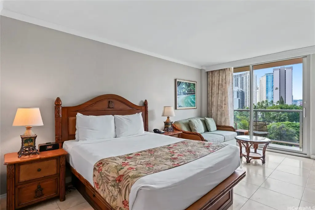2045 Kalakaua Avenue # 403, Honolulu