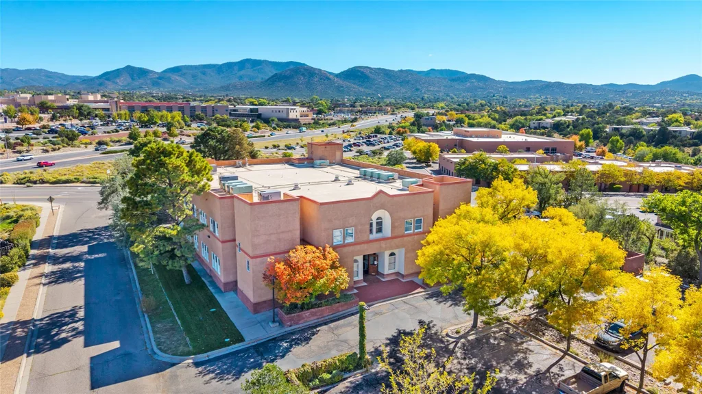 2006 Botulph Road, Santa Fe