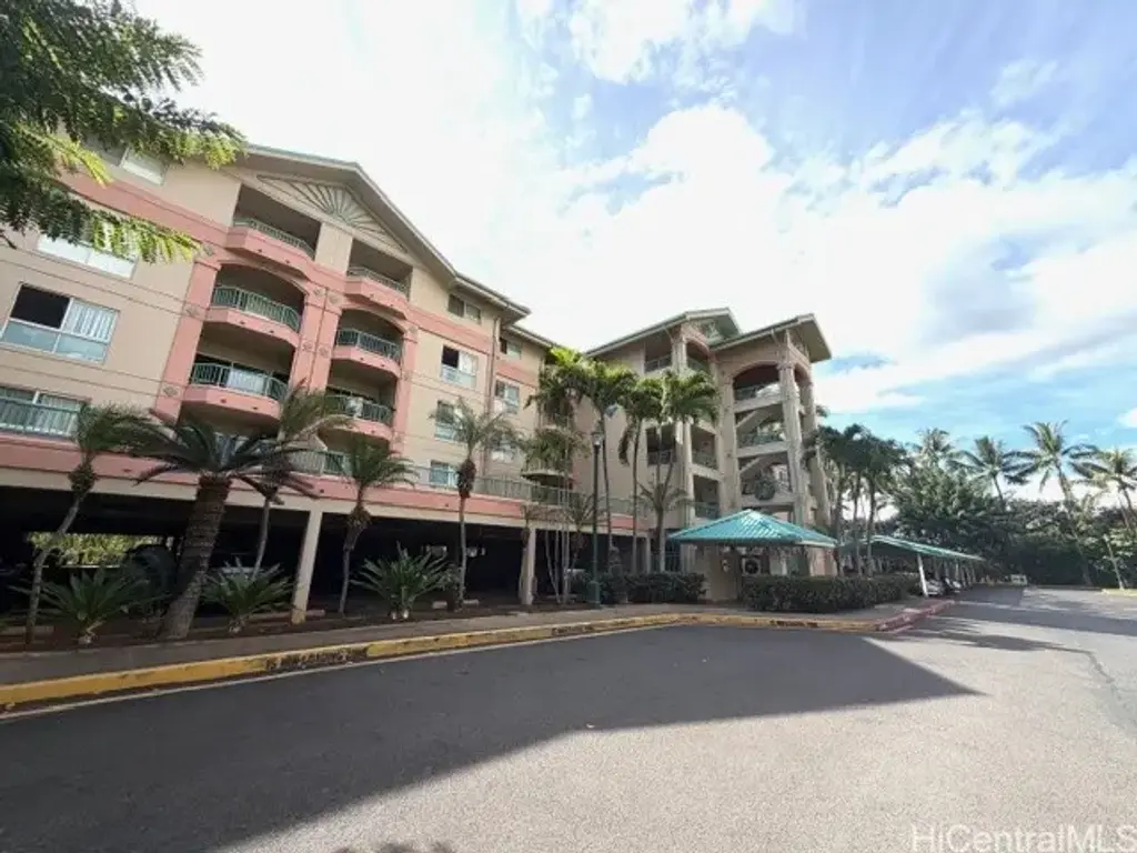 1090 Ala Napunani Street # 420, Honolulu