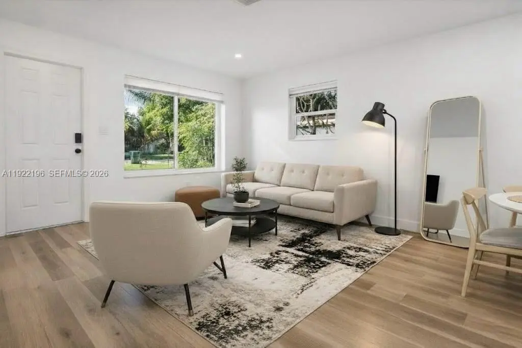 Photo of Listing #A11922196