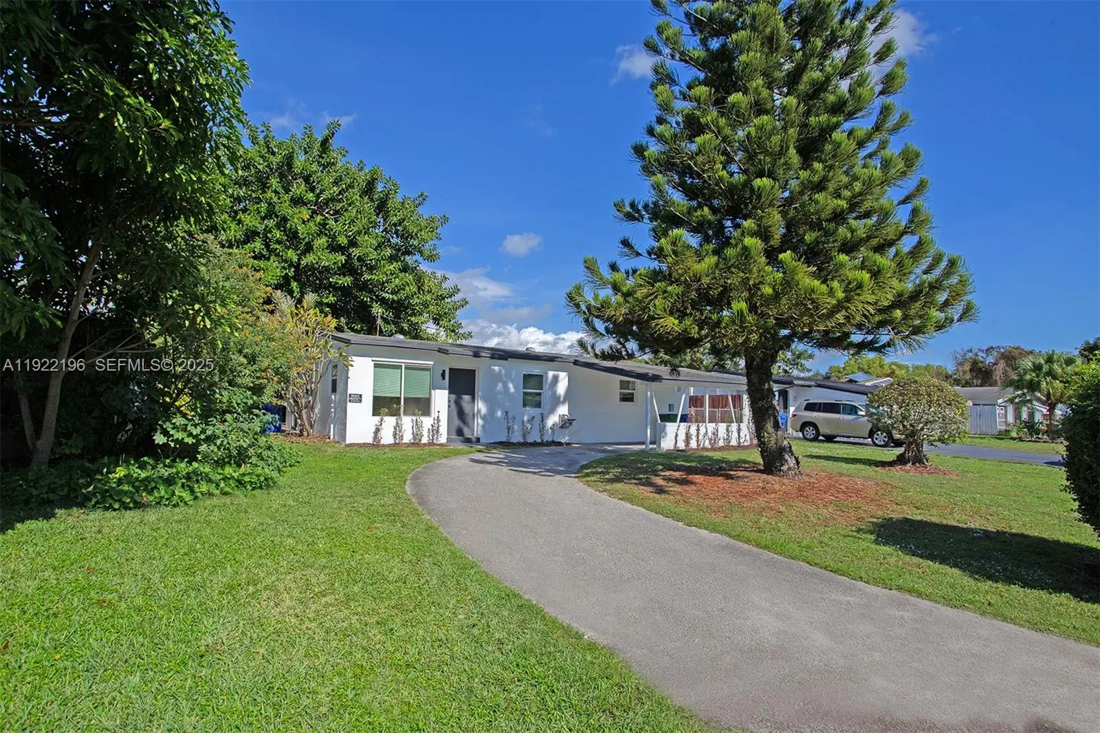 Photo of Listing #A11922196