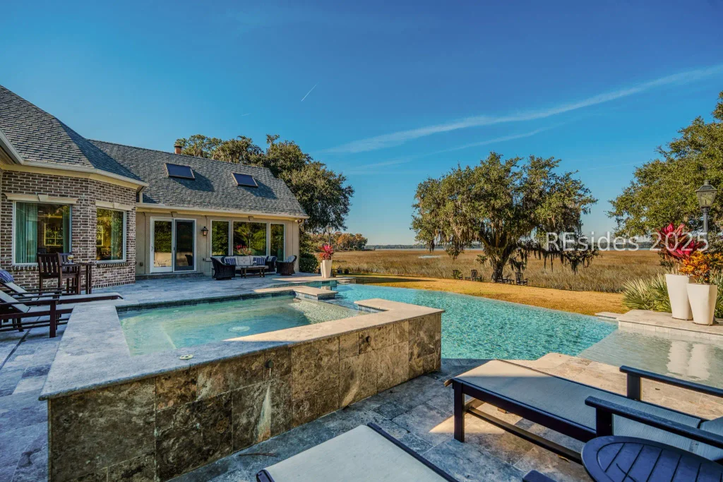 12 Turnberry Way, Bluffton