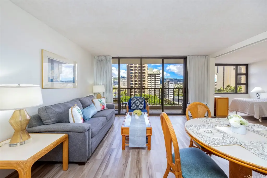 201 Ohua Avenue # 903-mauka, Honolulu