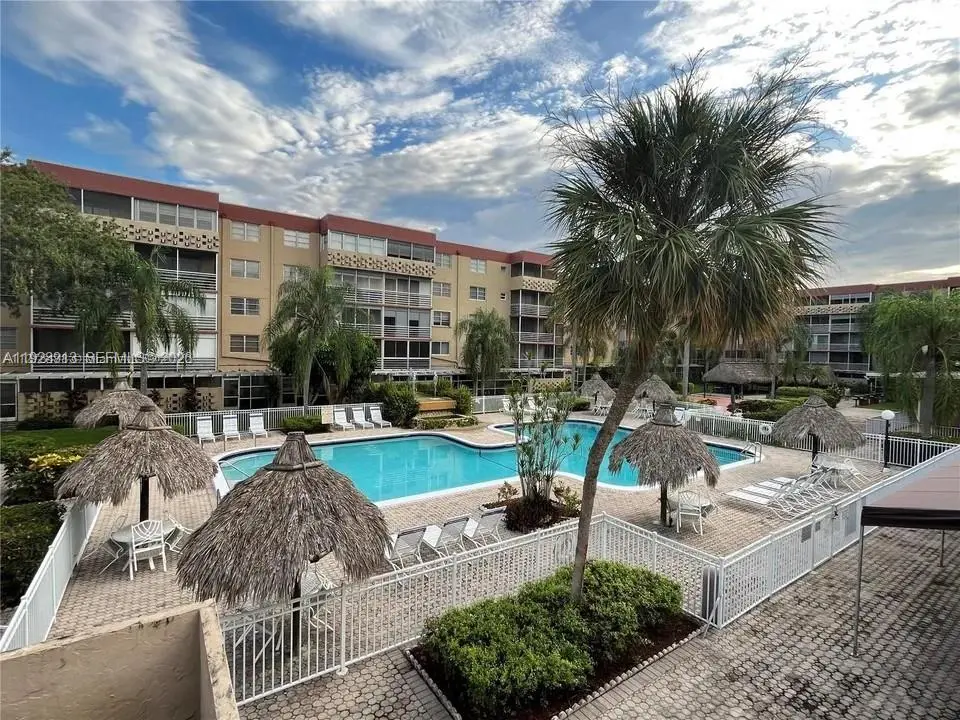 Photo of Listing #A11928913