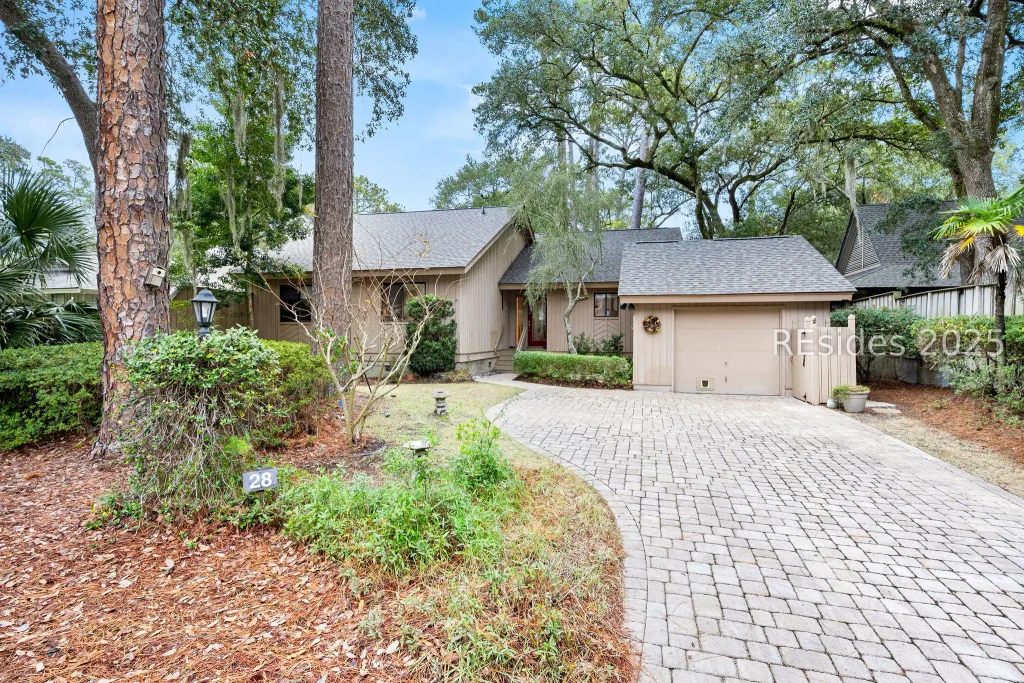 28 Oak Court, Hilton Head Island