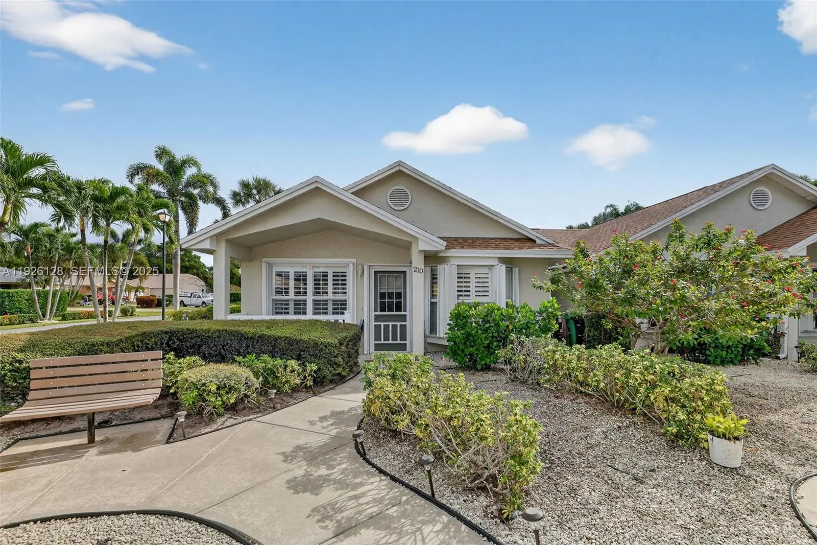 Photo of Listing #A11926128