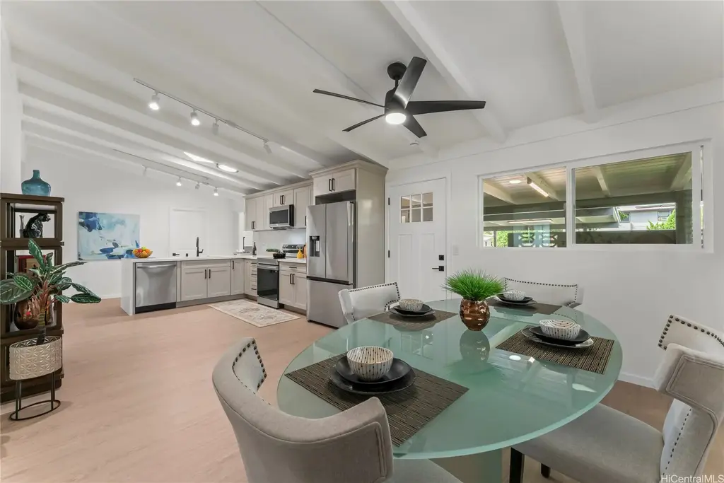683 Hoomoana Street, Pearl City