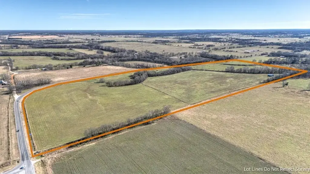 12537 N Ar 43 Hwy, Maysville