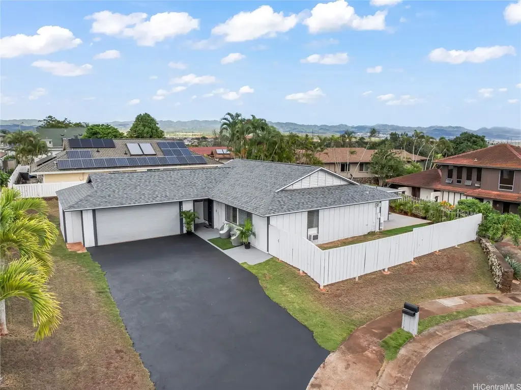94-410 Keehuhiwa Street, Mililani