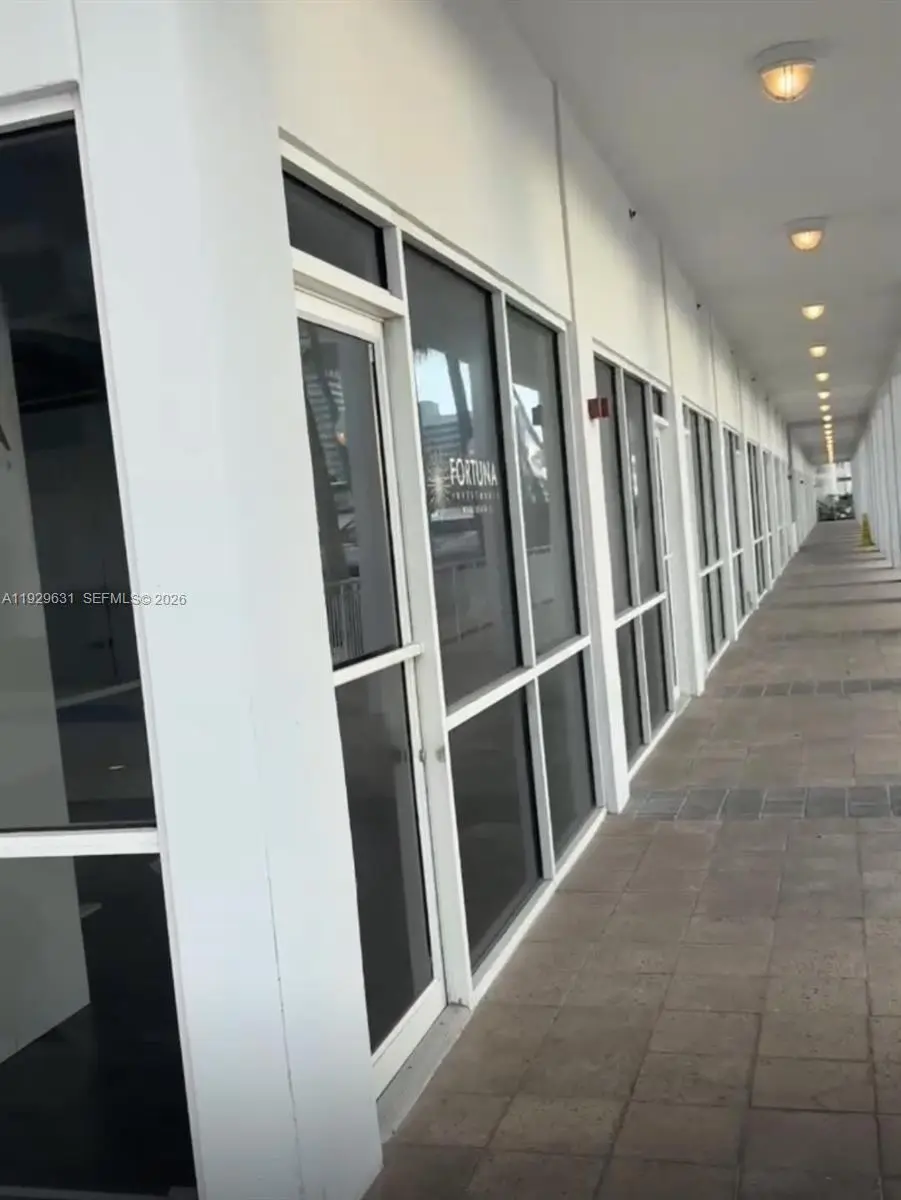 Photo of Listing #A11929631