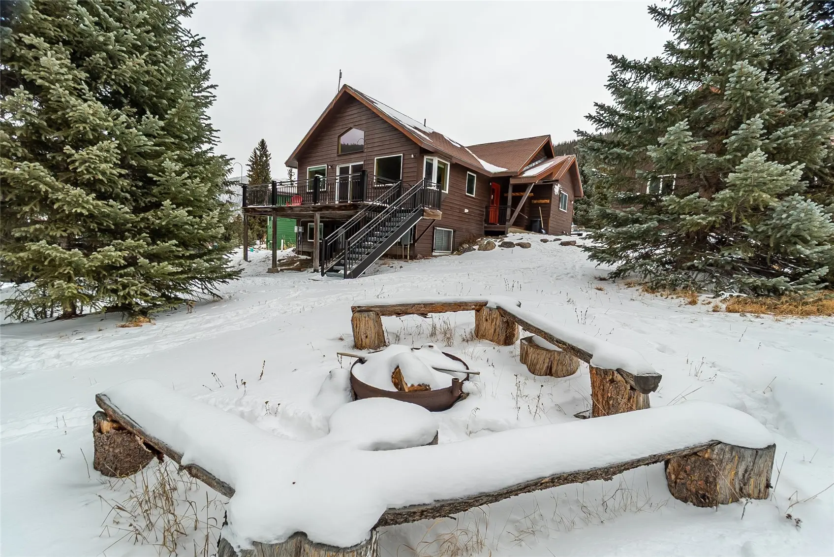 5291 & 5293 Montezuma Road, Montezuma
