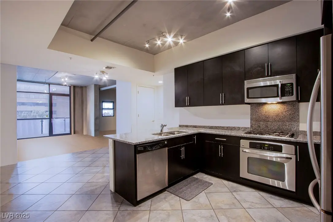 353 E Bonneville Avenue 471, Las Vegas