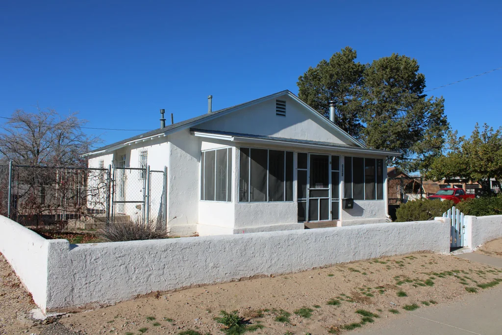 201 52nd Street Sw, Albuquerque